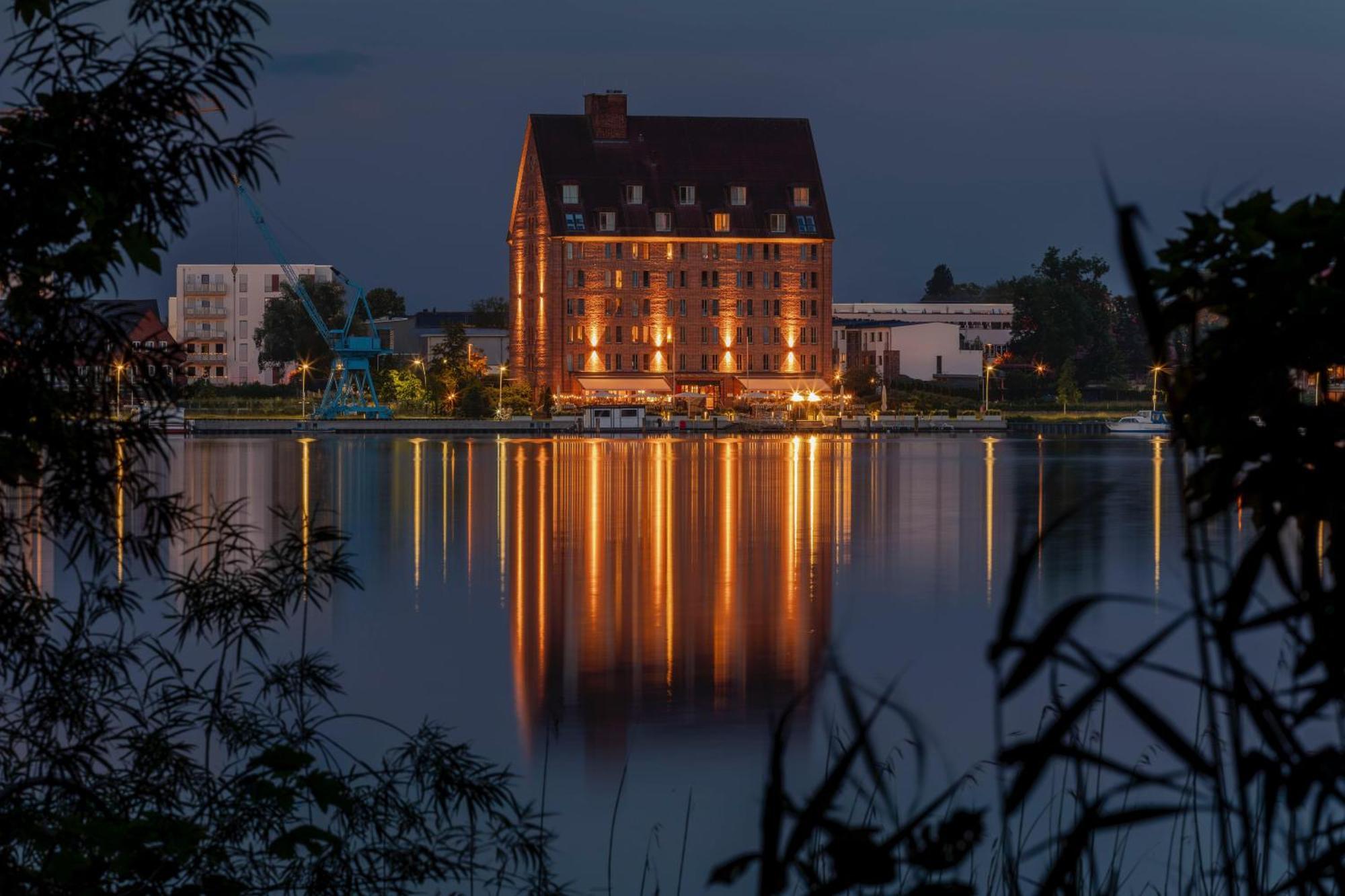 Hotel Speicher Am Ziegelsee Шверін Екстер'єр фото